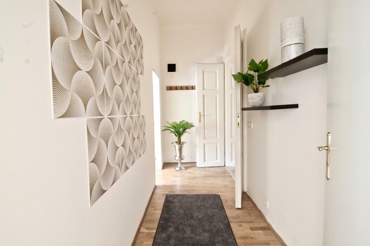 New Design & Style Apartment Old Town Xxl Prag Dış mekan fotoğraf